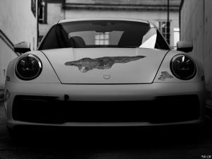 Porsche 911 Carrera 4S Crystal Eroded Art Car by Daniel Arsham 2020 года 